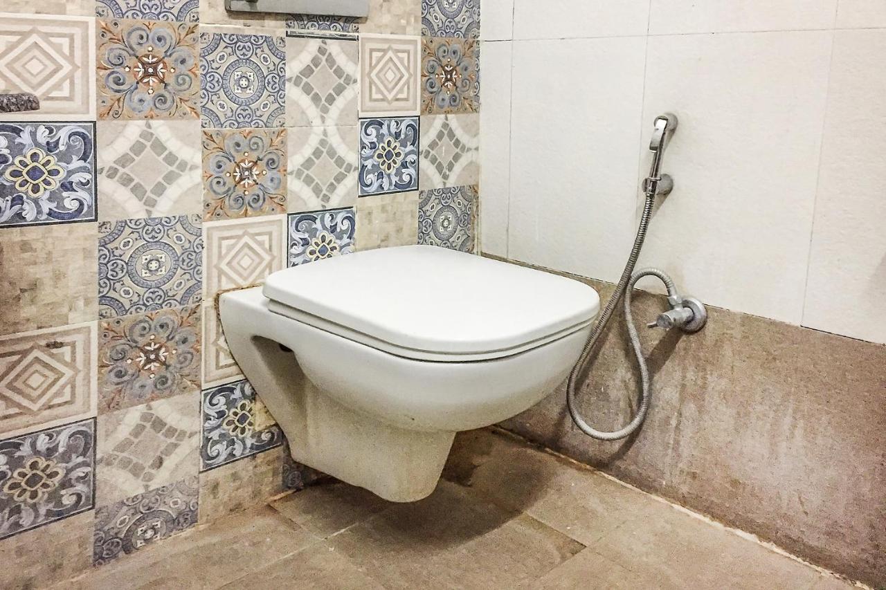 Fabhotel Prime Sarin Inn Heritage Varanasi Bagian luar foto